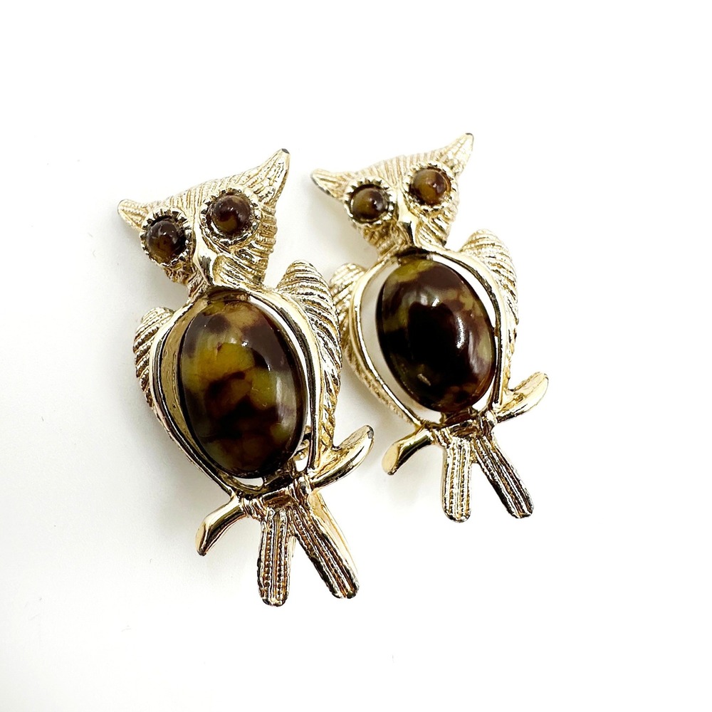 Pair Vintage Gold Tone Owl Brooches Tiger's Eye Belly Pins Unsigned Birds